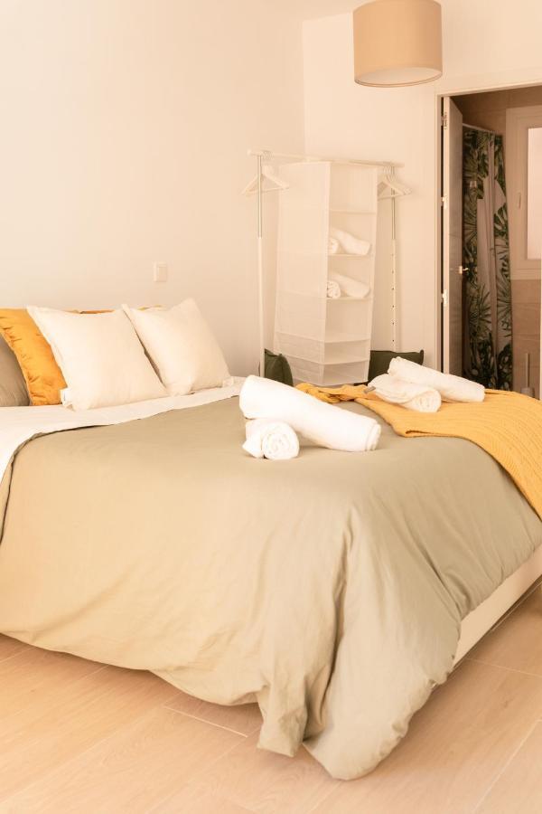 Duplex Victory III Apartment Малага Екстериор снимка